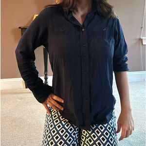 Two breast pocket with buttons blouse navy blue